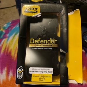 Otter Box Defender Series for iPhone SE (2nd generation) iPhone 8 or iPhone 7